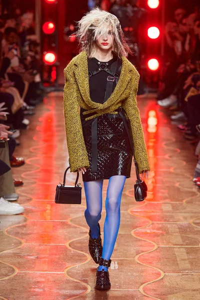 Look 31